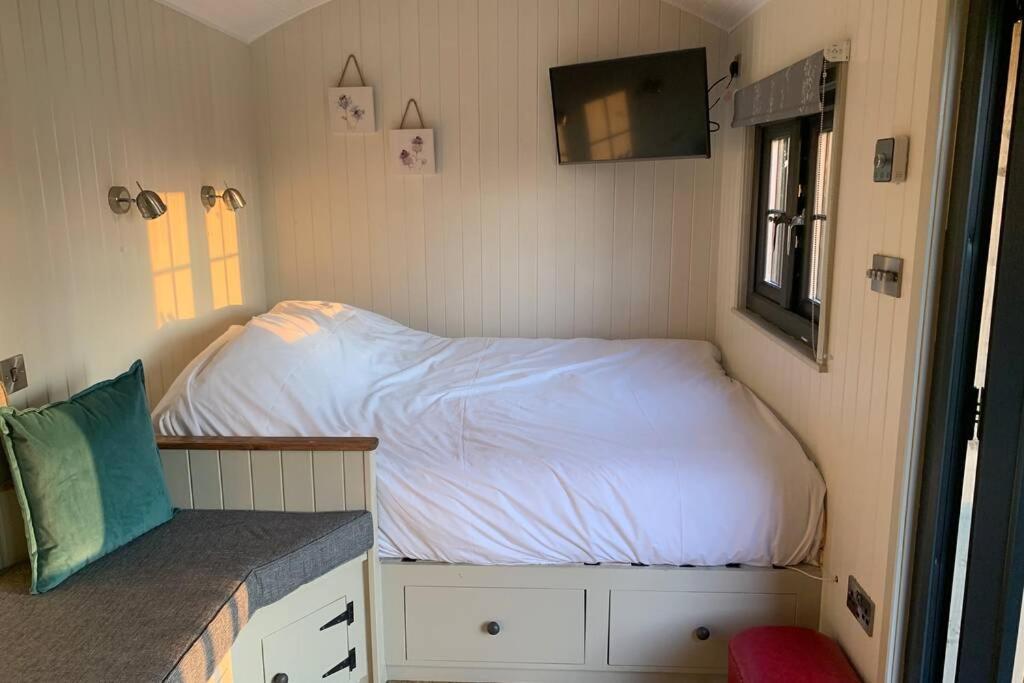 Llanddwywe Lle Mary - Beautiful Views, Hot Tub, Secluded, Dog Welcome, Barmouth מראה חיצוני תמונה