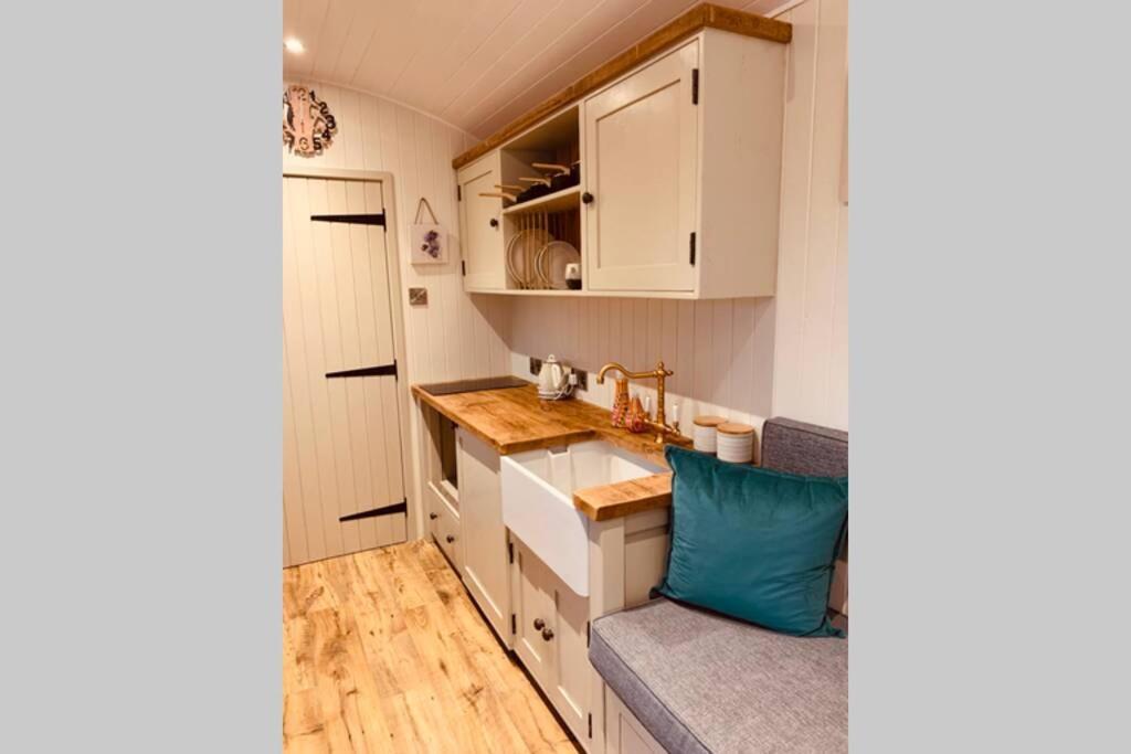 Llanddwywe Lle Mary - Beautiful Views, Hot Tub, Secluded, Dog Welcome, Barmouth מראה חיצוני תמונה
