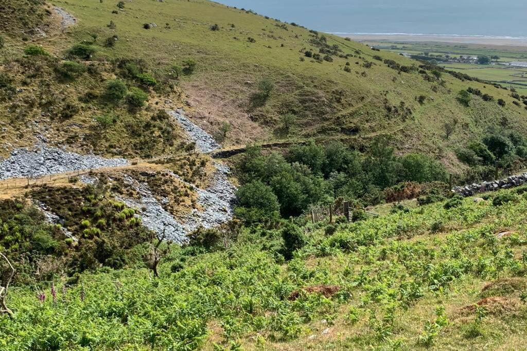 Llanddwywe Lle Mary - Beautiful Views, Hot Tub, Secluded, Dog Welcome, Barmouth מראה חיצוני תמונה